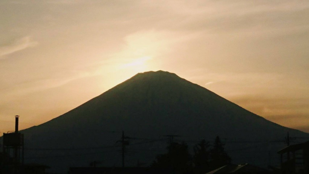 Fujiyama sunshine * 水曜日予告編